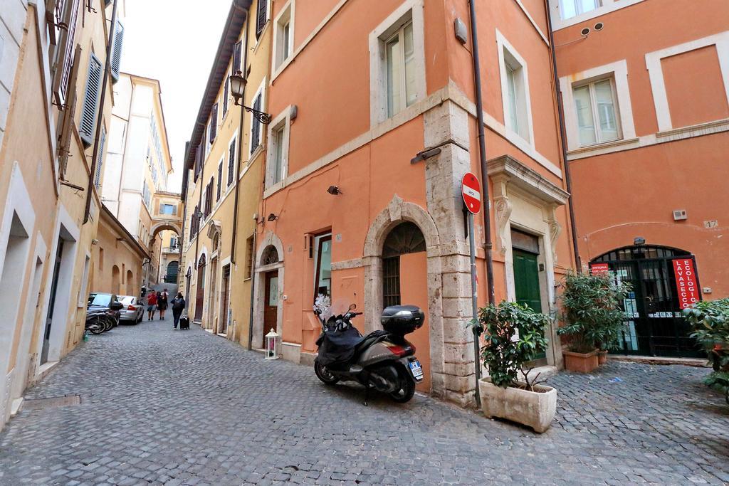 Trevi Vicolo Scanderbeg Appartement *